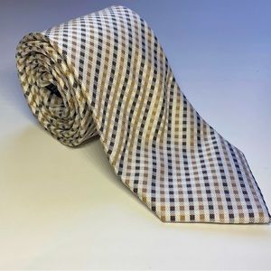 %100 silk tie